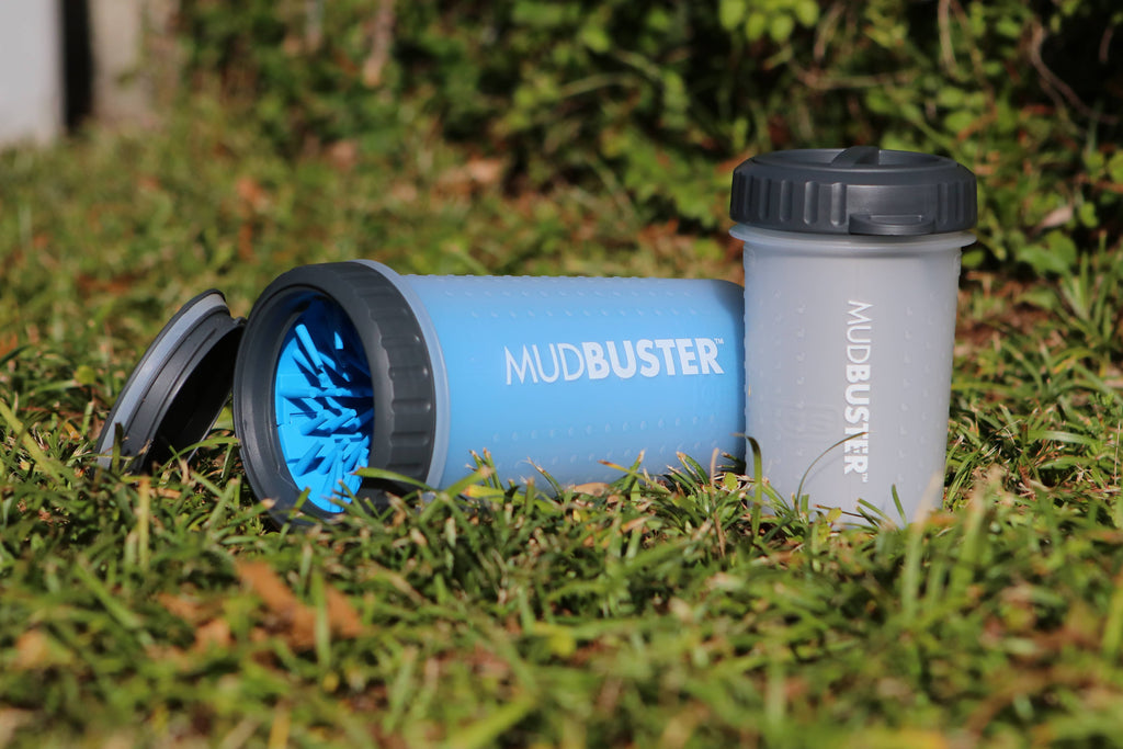 MudBuster Paw Washer with Travel Lid - Pet Cleaning Supplies: Medium Blue Lidded MudBuster